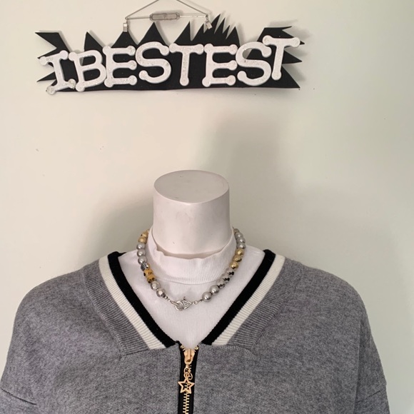 Statement Necklace - Picture 3 of 11